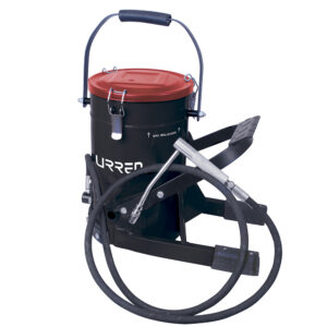 Inyector de grasa con cubeta de alta presión con pedal de 10 kg, 8,700 PSI Urrea - Ferrechingón