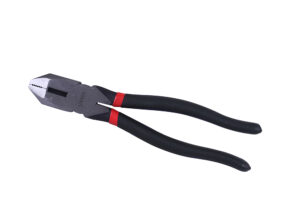 Pinza para electricista con mango rubber grip de 9" corte lateral Urrea - Ferrechingón